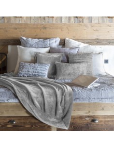 Throw / plaid Tender 150x200, Perle | VIVARAISE - 1 2