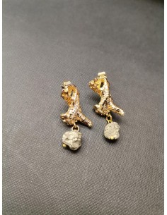 Náušnice zlaté hrubě opracované s šedým kamínkem| PIOU PIOU-1 2