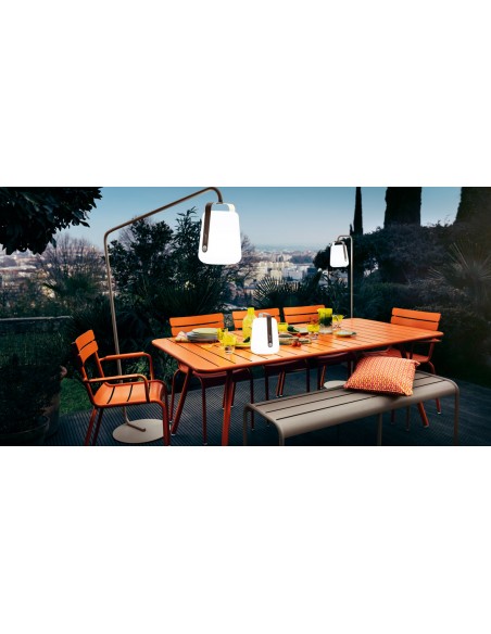 collections-balad-et-luxembourg-de-fermob-mobilier-de-jardin-et-lampe-d-exterieur.jpg