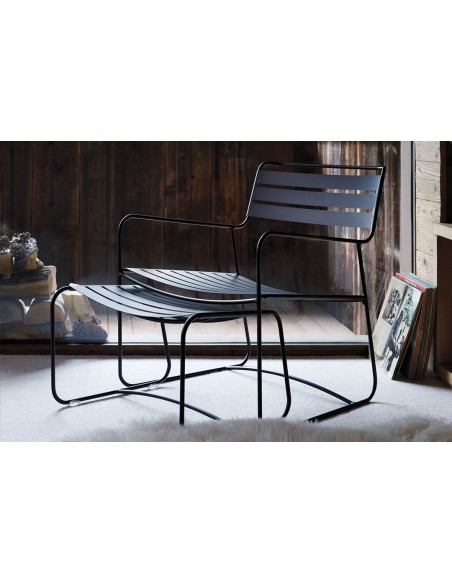 fauteuil-surprising-fauteuil-fermob.jpeg