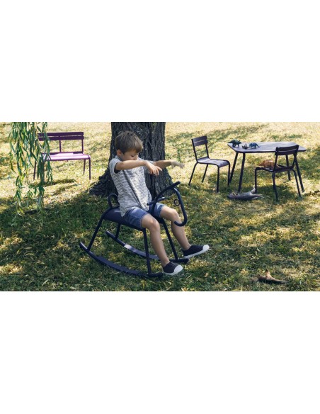 cheval-a-bascule-fermob-jouet-jardin.jpg