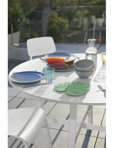 Kovový jídelní stůl SO´O | FERMOB-27