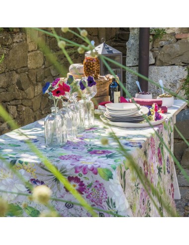 Tablecloth with print La vie en Rose, 140x170 | TESSITURA TOSCANA TELERIE - 1