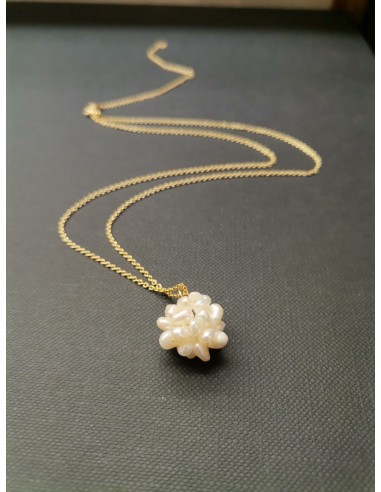 Řetízek s kulatým prvkem z perleťových korálků| PIOU PIOU-1