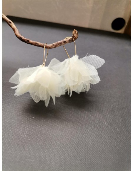 Earrings with white flower | PIOU PIOU - 3