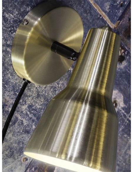 Nástěnná lampa Valencie zlatá| IT´S ABOUT ROMI-2