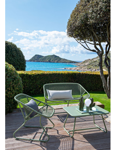 Kovová lavice Sixties s výpletem | FERMOB-10