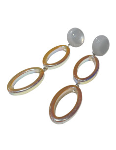 Náušnice s dlouhým ověsem v perlové barvě | FRANCINE BRAMLI - 1