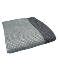 Jemný vlněný pléd s vytkávaným vzorem, šedý  | dovoz Indie