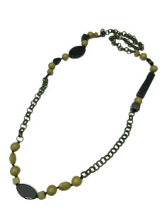 Necklace with beads, green| KLÉO PARIS - 1
