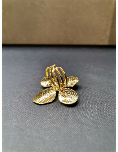 Gold ring in the shape of a flower | PIOU PIOU - 2
