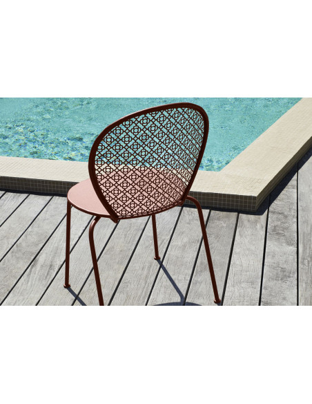 Zahradní kovová židle Lorette, stohovatelná | FERMOB