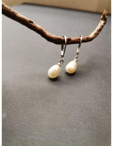 Náušnice s bílou sladkovodní perlou | PIOU PIOU