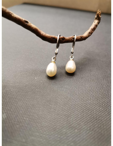 Náušnice s bílou sladkovodní perlou | PIOU PIOU