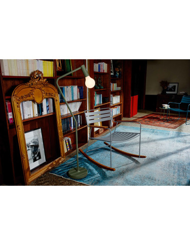 Vysoký stojan pro dobíjecí LED světlo Aplô H24 | FERMOB i