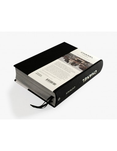 Chanel Catwalk: The Complete Collections-2