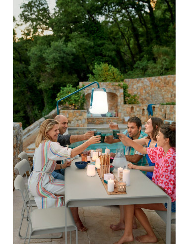 Jídelní stůl Bellevie s úložným prostorem...