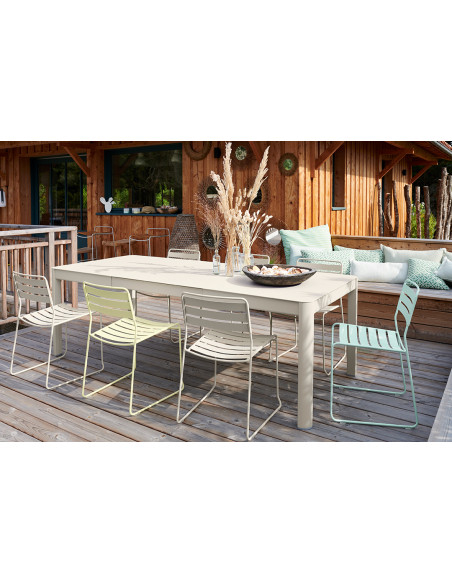 Rozkládací jídelní stůl Ribambelle 149/299x100 | FERMOB