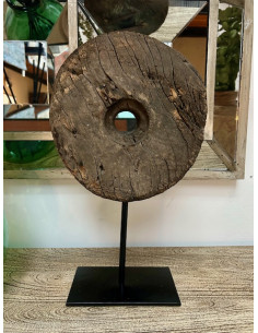 Dekorace – staré dřevěné kolo na kovovém podstavci | dovoz Indie - 2 2