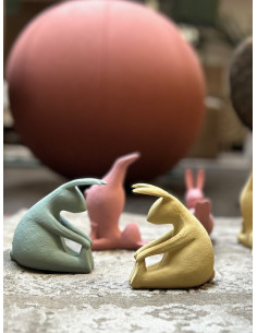 Dekorační figurka - jóga zajíc ve žluté barvě | AFFARI 2