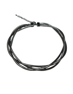 Spletený náhrdelník ve stříbrné barvě | LORIANE