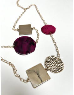 Náhrdelník s ozdobnými a barevnými detaily, růžový | LORIANE - 1 2