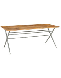 Jídelní stůl s masivní dřevěnou deskou