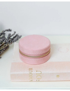 copy of Kulatá cestovní šperkovnice z béžového sametu | MAISON SCARLET - 1