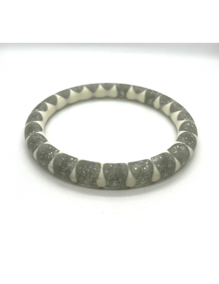 Náramek bílý se třpytkami, pevný | FRANCINE BRAMLI