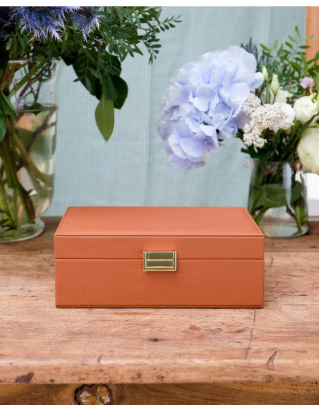 Dvoupatrová šperkovnice z umělé kůže, camel | MAISON SCARLET