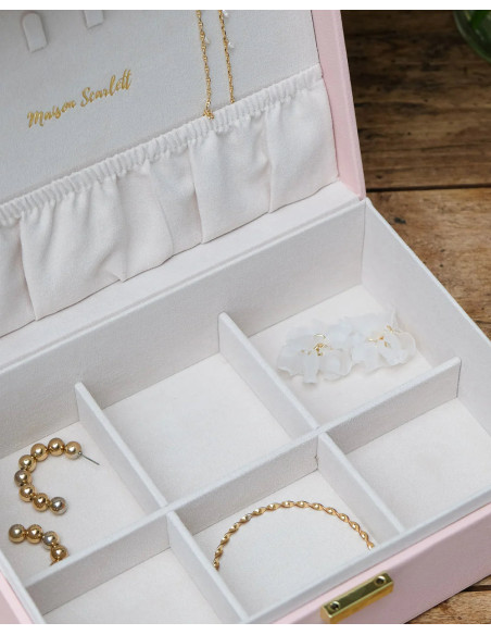 Dvoupatrová šperkovnice z béžové umělé kůže | MAISON SCARLET