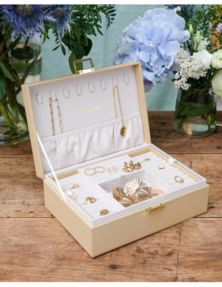 Dvoupatrová šperkovnice z béžové umělé kůže | MAISON SCARLET a