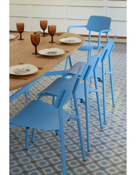 Jídelní stůl SO'O s oválnou dubovou deskou 220x95 INDOOR | FERMOB b