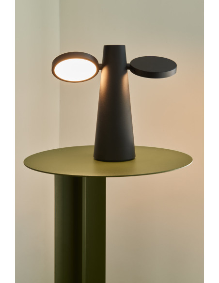 Nabíjecí stolní LED lampa OTO, outdoor / indoor | FERMOB