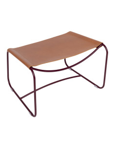 Kovová podnožka Surprising s kůží INDOOR | FERMOB black cherry