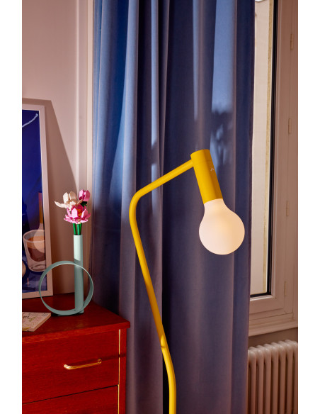 Stojací lampa Aplô - set lampy Aplô H24 a stojanu | FERMOB