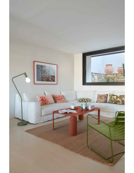 Stojací lampa Aplô - set lampy Aplô H24 a stojanu | FERMOB