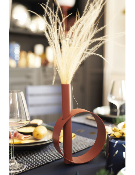 Kovová váza IOS pro jeden květ | FERMOB e