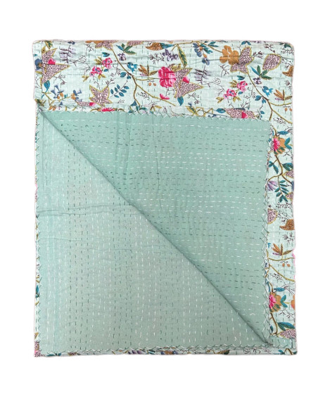 Prošívaný přehoz přes postel Floral 210x264, světle pistáciový | dovoz Indie a