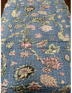 Prošívaný přehoz přes postel Floral 220x264, modrý | dovoz Indie 2