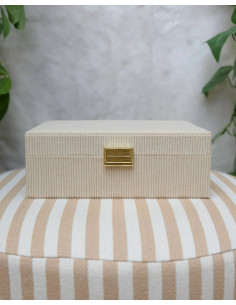 Dvoupatrová šperkovnice z béžového manšestru | MAISON SCARLET