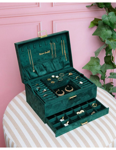 Dvoupatrová šperkovnice se zásuvkou ze zeleného sametu | MAISON SCARLET a