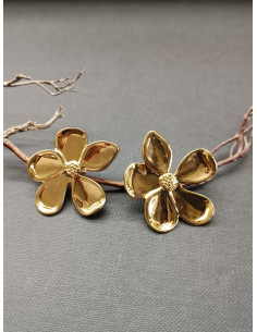 Náušnice ve tvaru květu ze zlaté nerezové oceli | PIOU PIOU 2