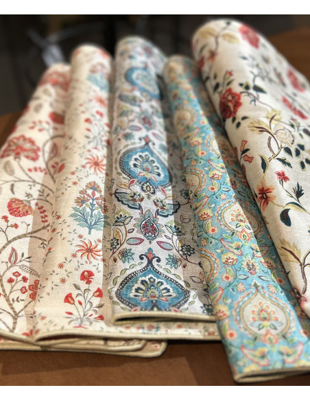 Povlak polštáře 40x40 s hedvábným leskem a potiskem | dovoz Indie a b