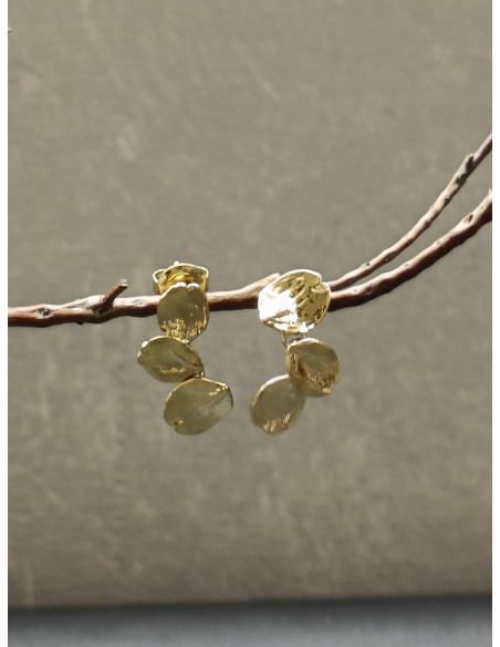 Náušnice ve tvaru drobných oválků, zlaté | PIOU PIOU a