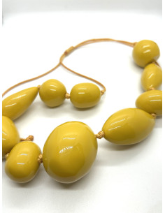 Náhrdelník s barevnými kameny, žlutý | KLÉO PARIS 2