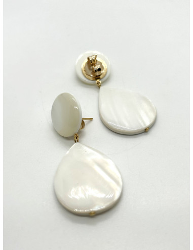 Visací náušnice se vzhledem perleti | FRANCINE BRAMLI a