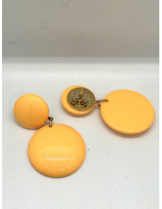 Visací náušnice s kulatým ověsem ve žluté barvě | FRANCINE BRAMLI 2