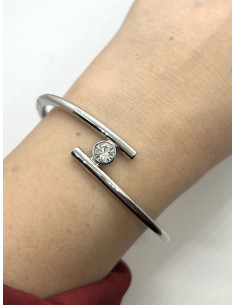 Náramek z kovu ve stříbrné barvě s broušeným kamenem | FRANCINE BRAMLI - 1 2