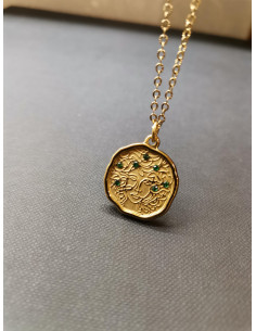 Řetízkový náhrdelník s přívěskem Medusa zdobeným zeleným štrasem | PIOU PIOU